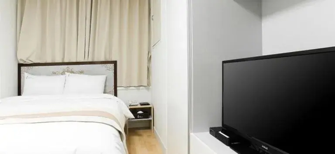 Hotel Eastern I