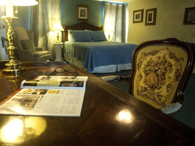 Napoleon's Retreat B&B