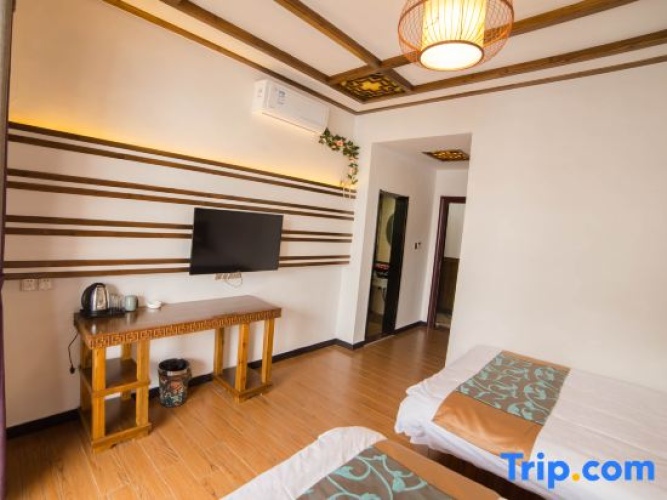 Standard room with balcony and with view