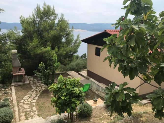 1 Bedroom Cottage with sea view