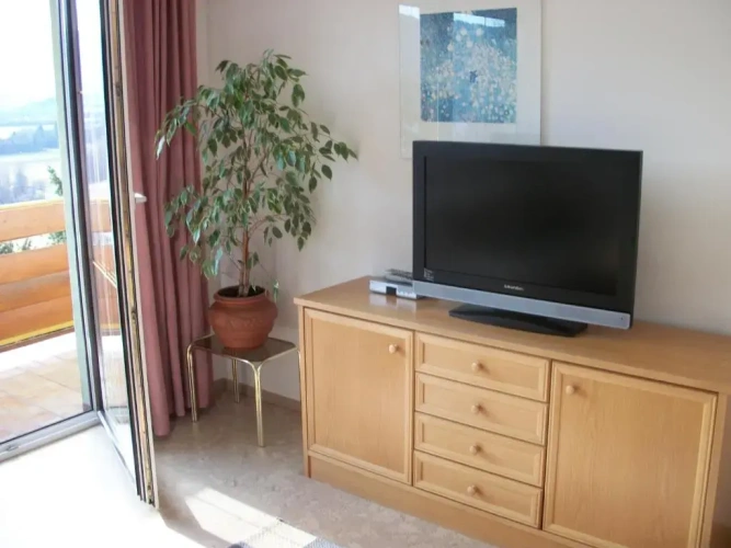 2 Bedrooms Apartment with lake view