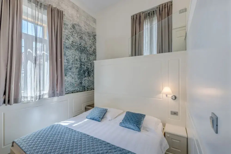 Roko Luxury Rooms