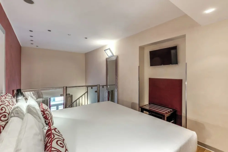 Quadruple Duplex room