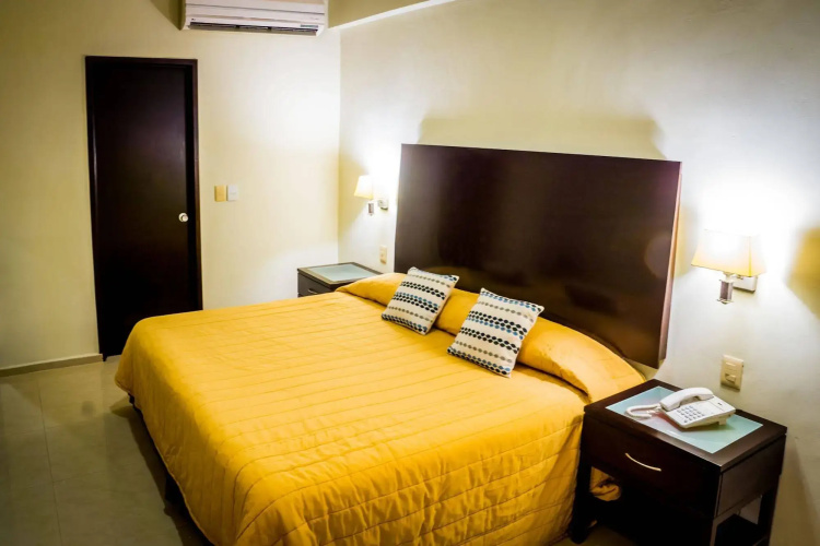 Hotel Grand Marlon
