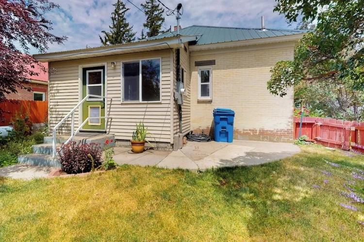 2 Bedrooms Cottage