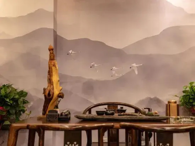 Mohist Impression Hotel (Xinxiang Baolong Plaza)