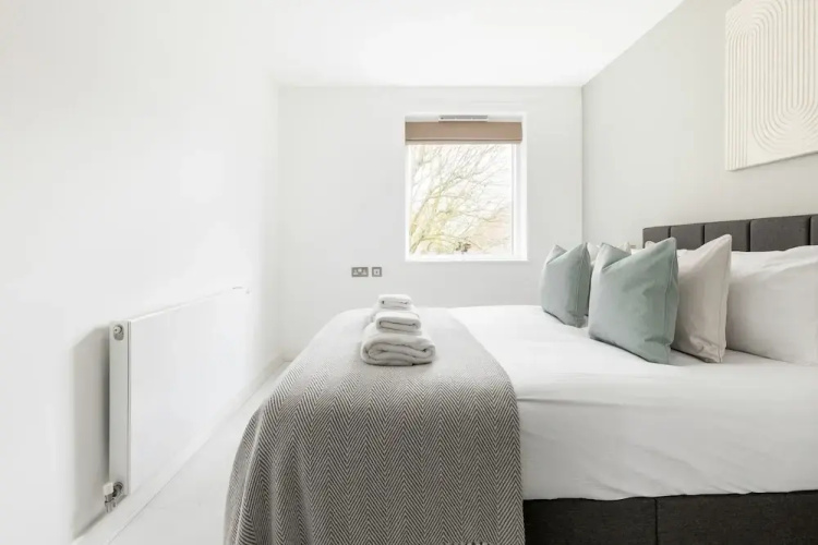Islington Apartment