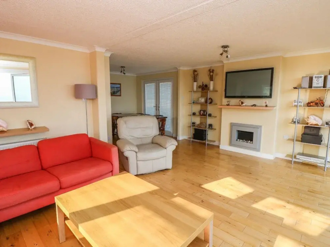 611 Atlantic View