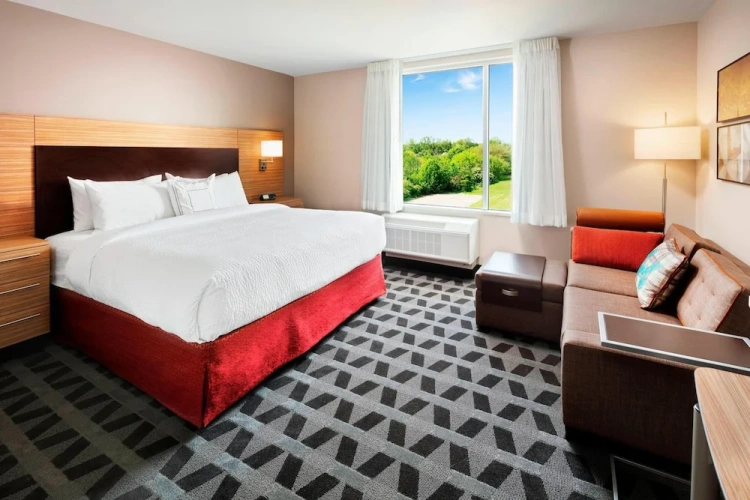 1 Bedroom Suite