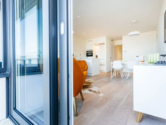 Apartment by the Beach