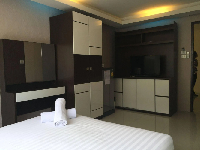 Royal Bombay Suites