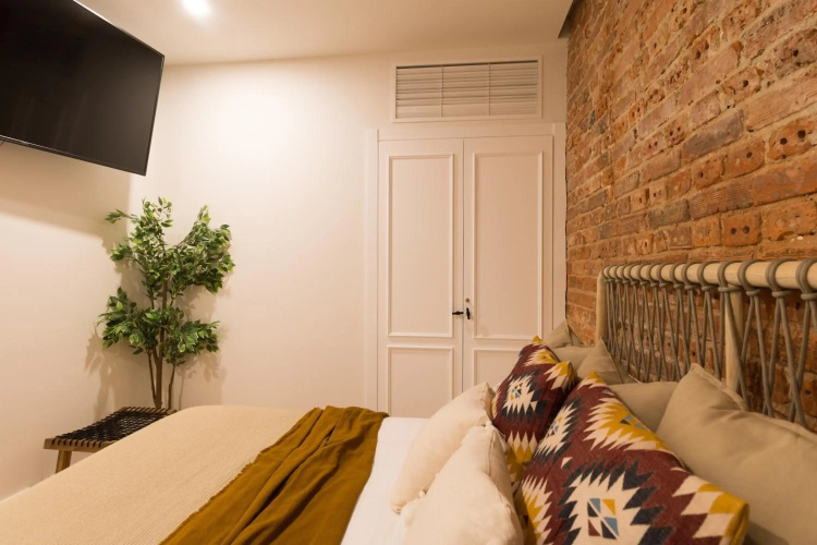 NEW ABANDO by STAYNNAPARTMENTS