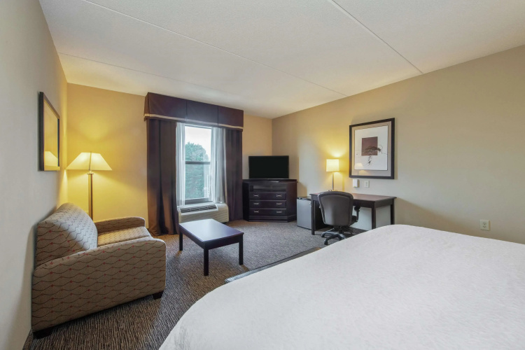 Hampton Inn & Suites Burlington, NC