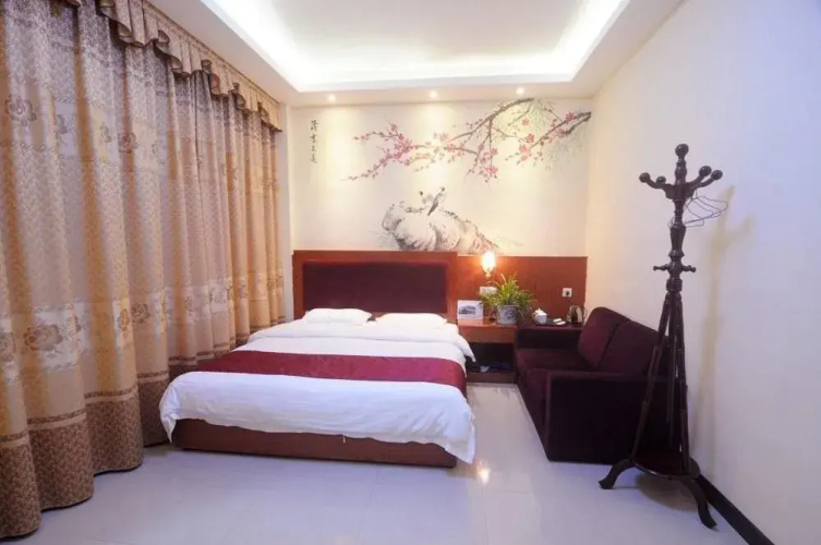 Danxia Mountain Shanghaojia Hotel
