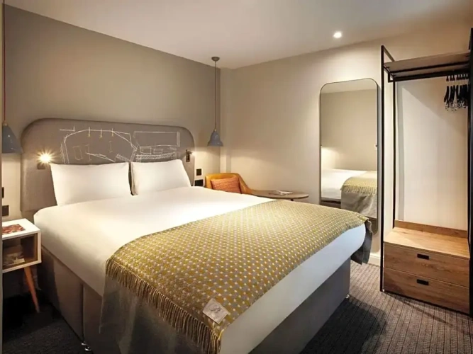 Standard Double Basement room