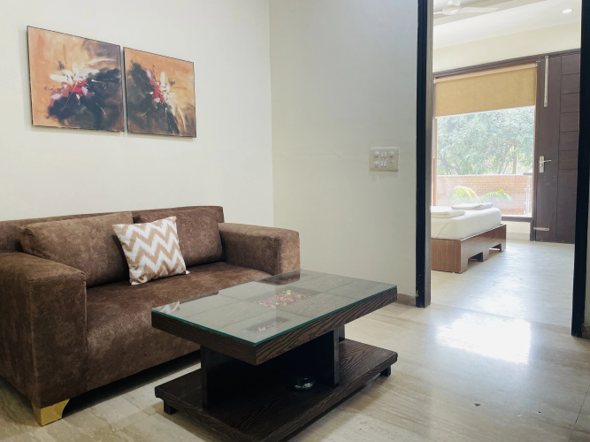 BluO Studio DLF Golf Course Road - Artemis