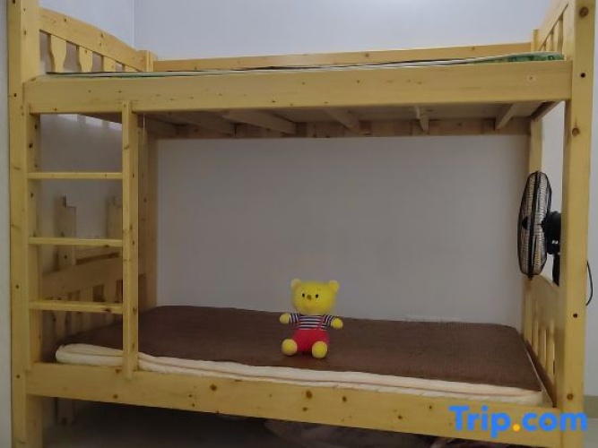 Bed in Dorm (male dorm)