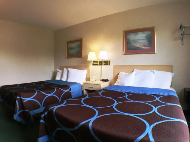 Super 8 Canandaigua