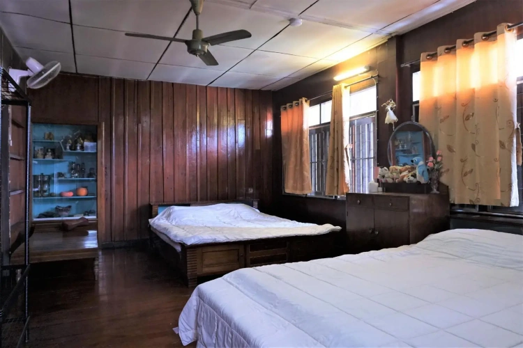 Standard Family room