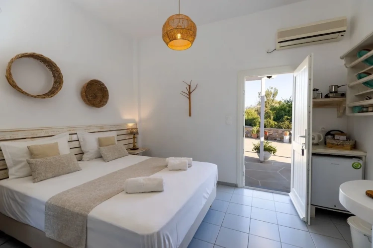 Standard Double room with garden view