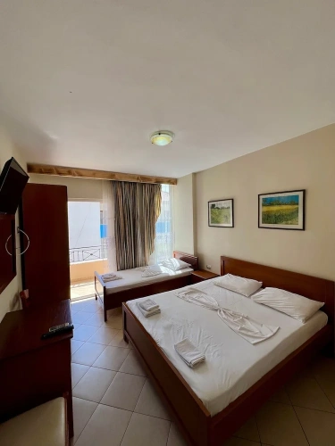 1 Bedroom Comfort Triple room with city view