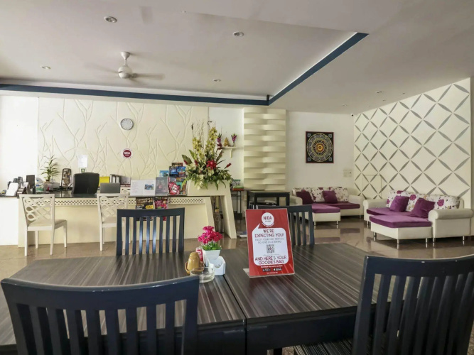 NIDA Rooms Patong Silk House