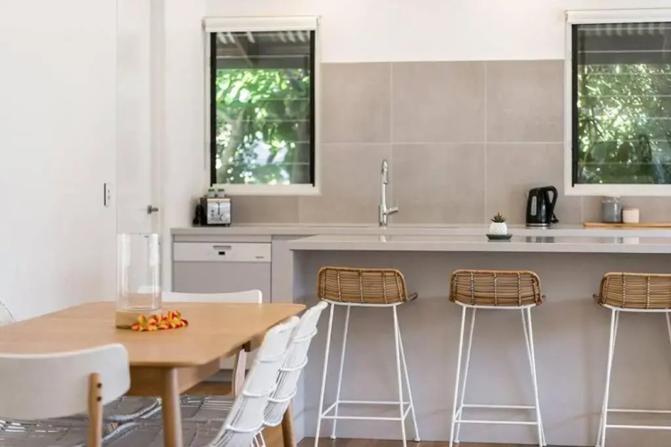 Byron Bay Accom - Pacifica - 48a Shirley Lane