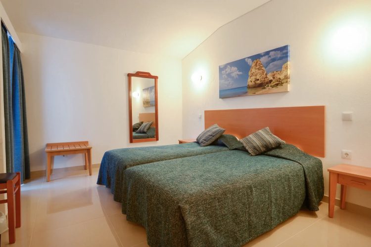 3HB Golden Beach