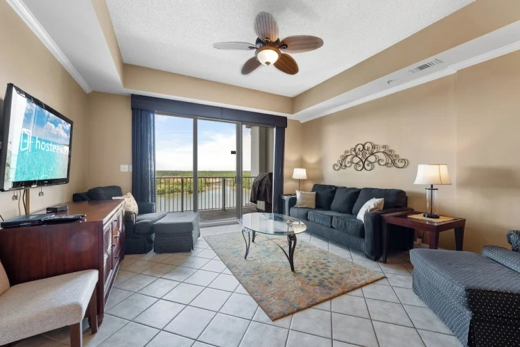 2 Bedrooms Standard room with balcony and with harbour view
