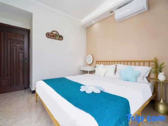 3 Bedrooms Family Suite with balcony