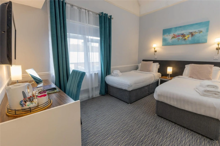 Superior Quadruple room