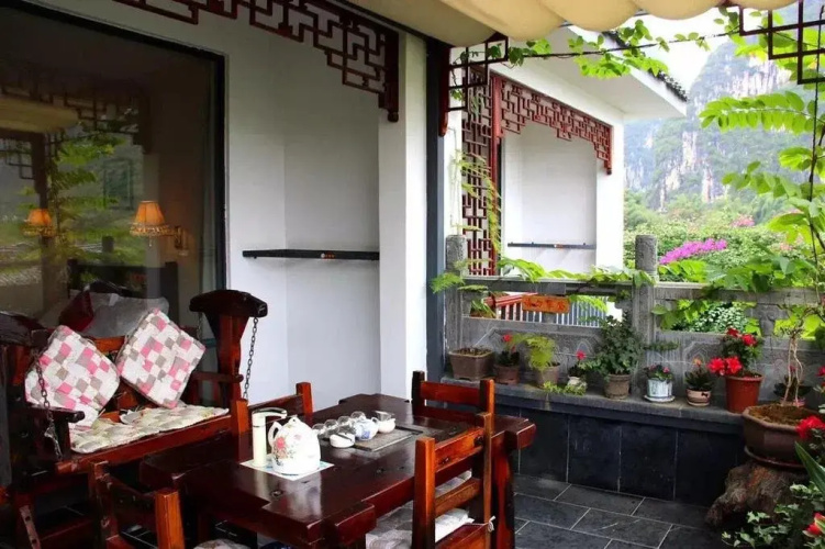 Yangshuo LanShengge Hotel