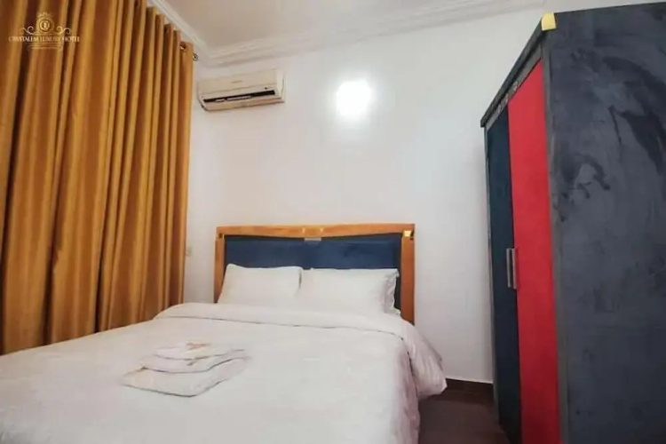 Crystalem Luxury Hotel
