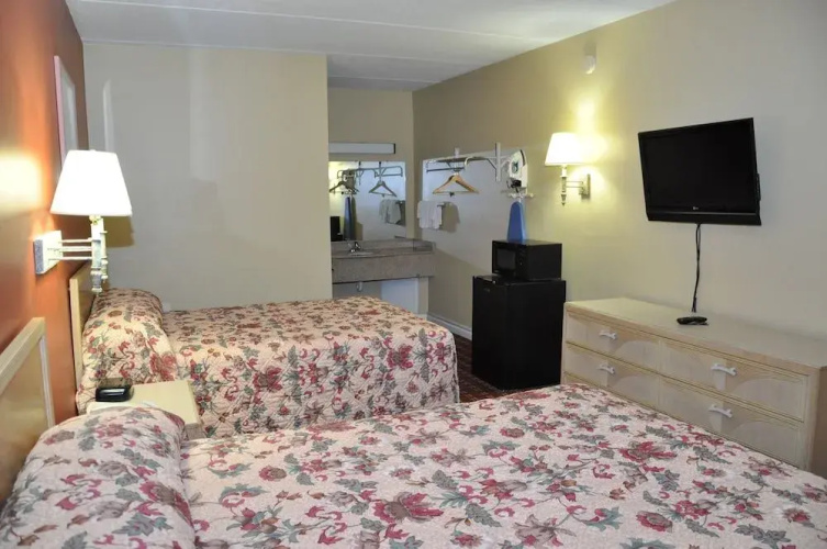 Best Rest Inn