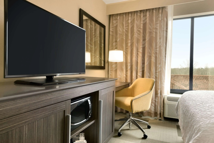 Hampton Inn & Suites Monroe