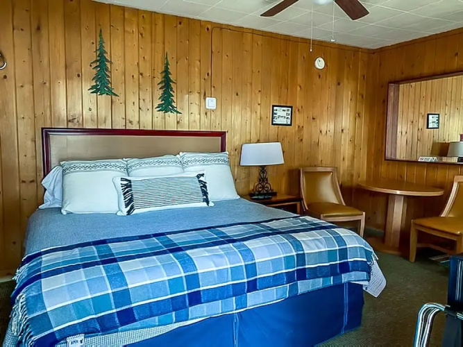 The Gold Pan Motel