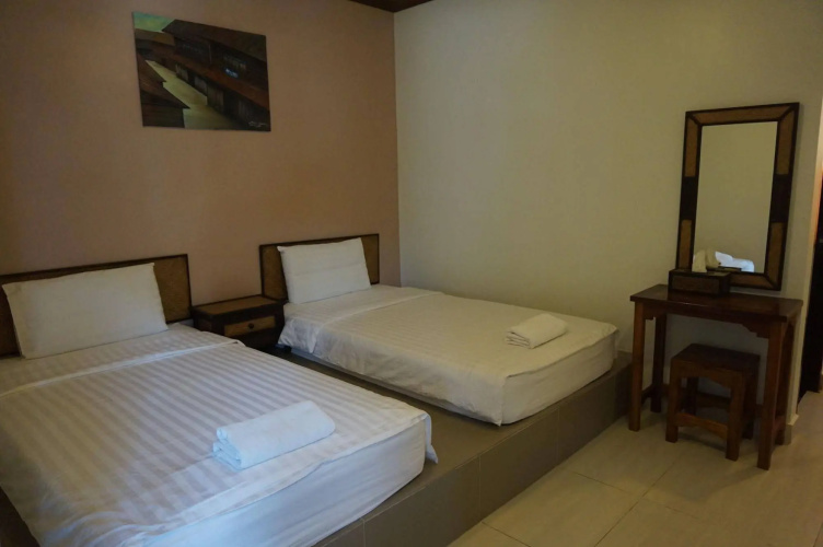 Wongsaisiri Srichiangkhan Hotel