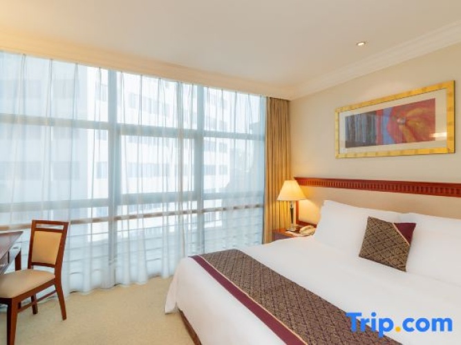 Deluxe Double Suite