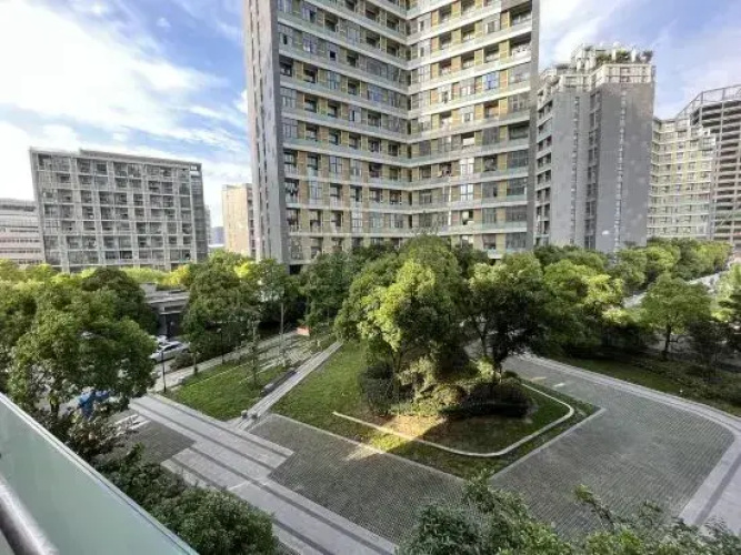 Shanghai Fools Fools Apartment