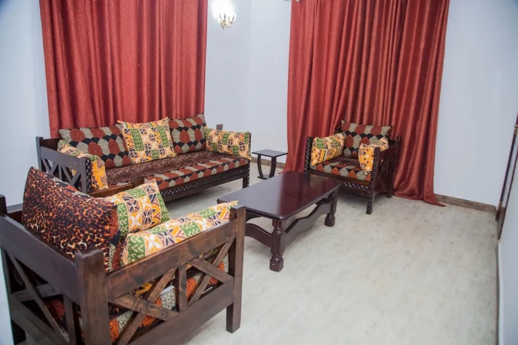 2 Bedrooms Apartment