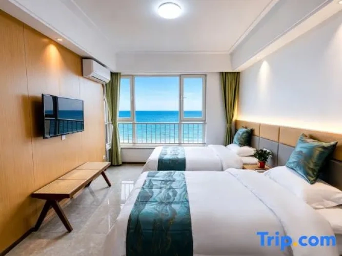 Standard Twin room with sea view