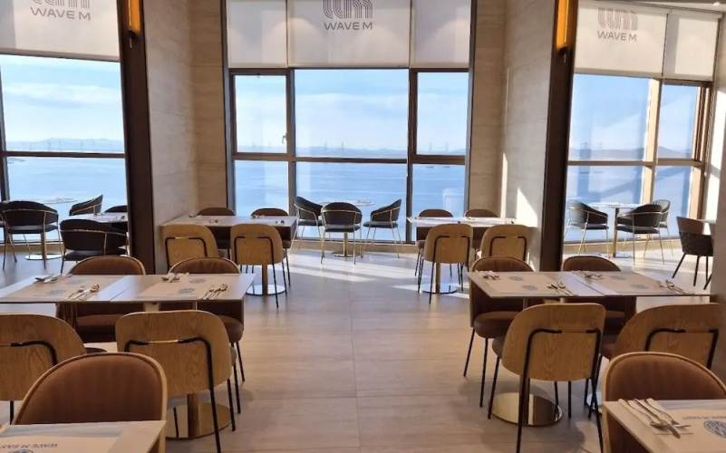 Wave M Hotel East