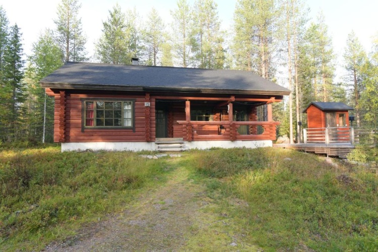 4 Bedrooms Cottage