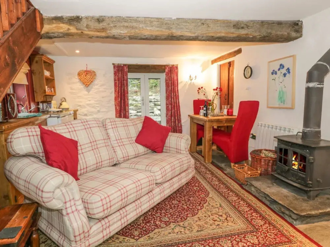 Beckfold Cottage