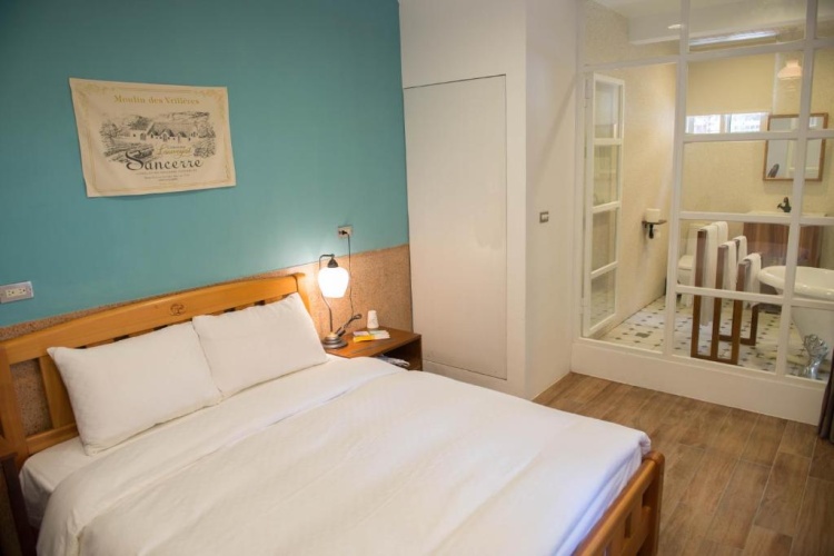 Standard Double room with garden view