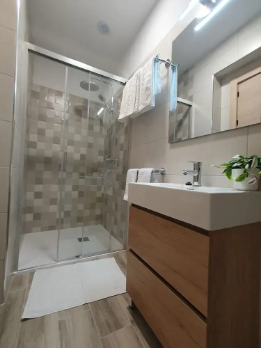 Sella Rooms