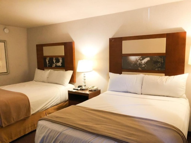 Deluxe Quadruple room