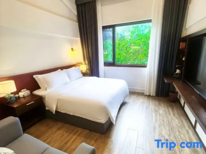 Deluxe Duplex Suite