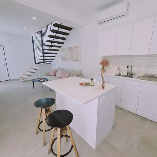 Stay Sunshine Aura in Protaras