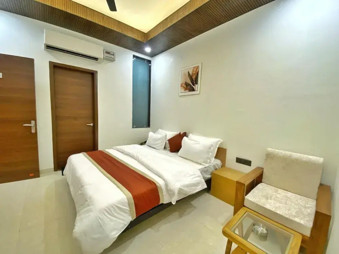 Luxe Stays